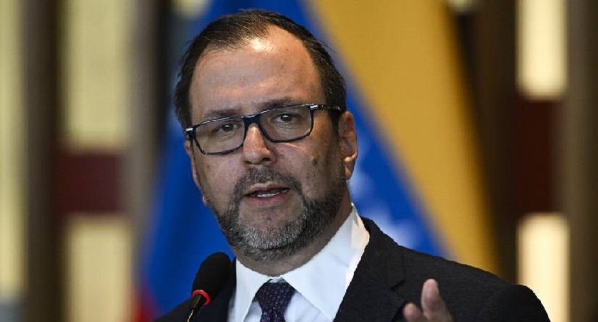 Venezuela urge a sus ciudadanos abandonar EEUU y emite «alerta de viaje» para ese país